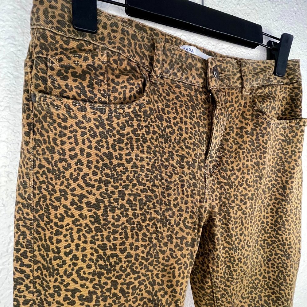 Zara Leopard Print Step Hem Mid-Rise Skinny Jean